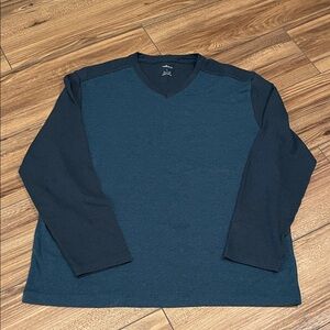Van Heusen Men's V-Neck Sweater - Navy and Teal